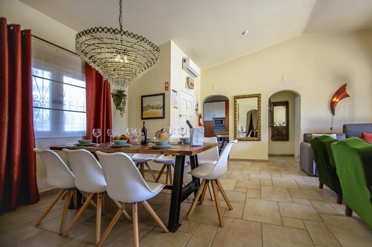 Villa Yvonne,Private Pool,Private Parking 1,7 Km From The Beatch Albufeira Exterior foto
