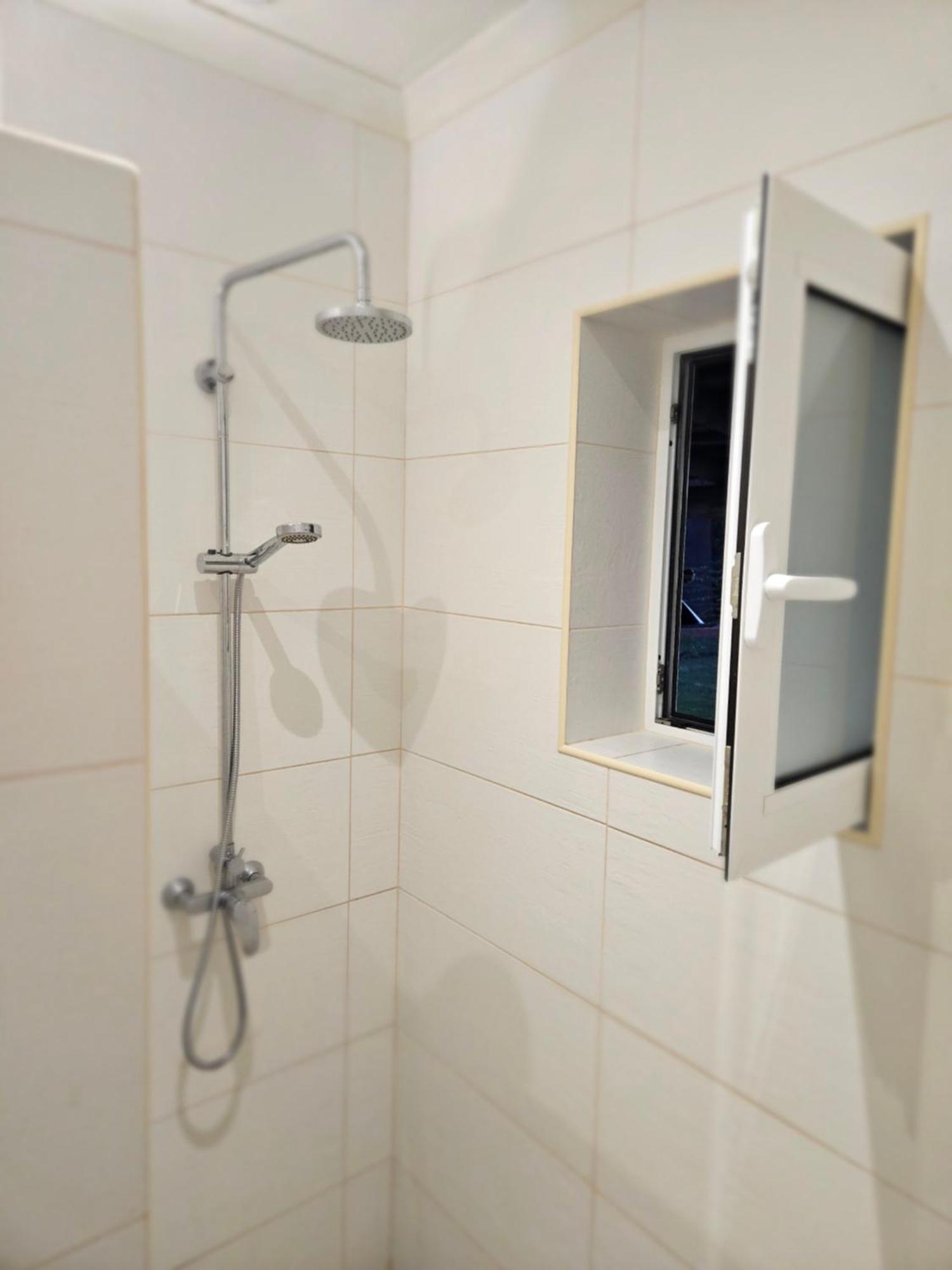 Villa Yvonne,Private Pool,Private Parking 1,7 Km From The Beatch Albufeira Exterior foto