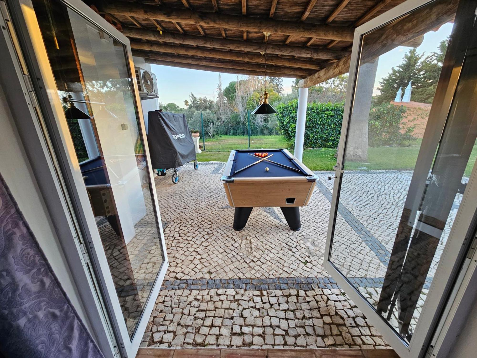 Villa Yvonne,Private Pool,Private Parking 1,7 Km From The Beatch Albufeira Exterior foto