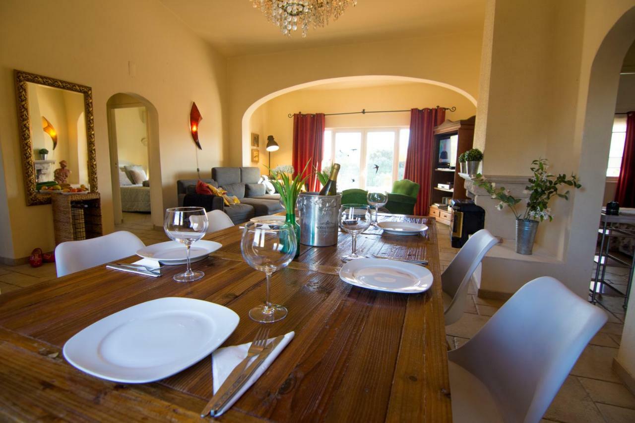 Villa Yvonne,Private Pool,Private Parking 1,7 Km From The Beatch Albufeira Exterior foto